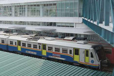 WOW Medan Punya Stasiun Kereta yang Sistemnya Seperti Bandara!!