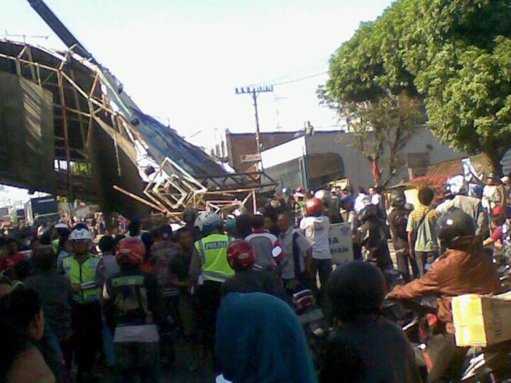 Kecelakaan Karambol di Pasar Babadan - Semarang