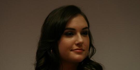 Lima Bintang Porno Ber-IQ Hampir Setara Einstein