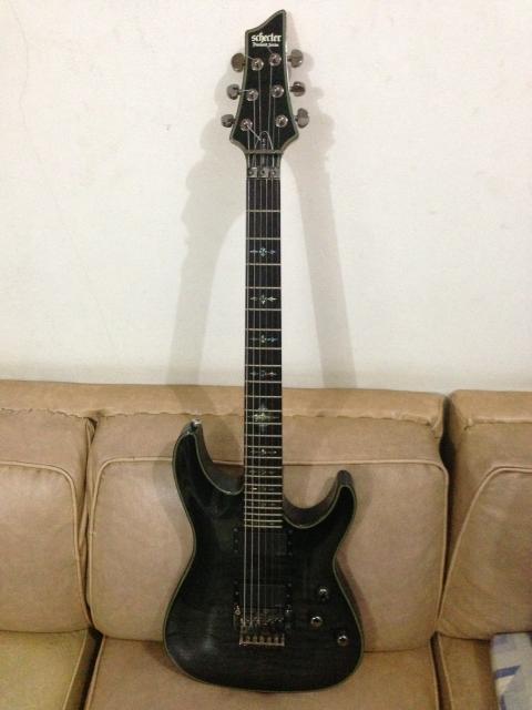 Schecter Damien Elite FR (like new)