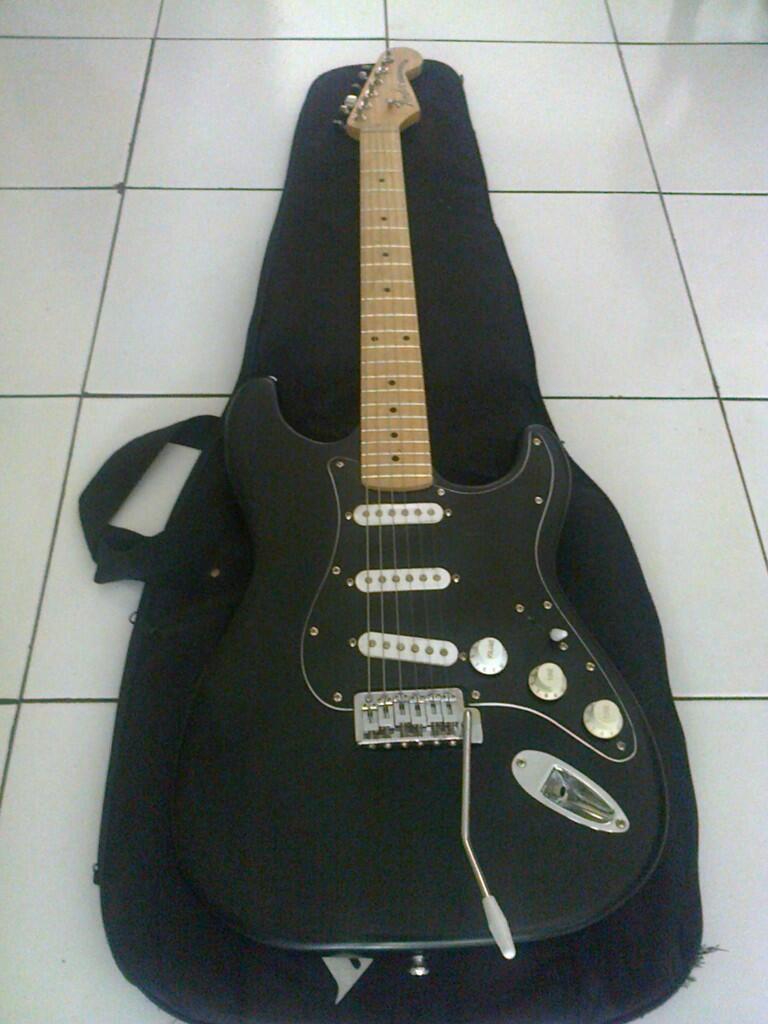 Fender Stratocaster Custom