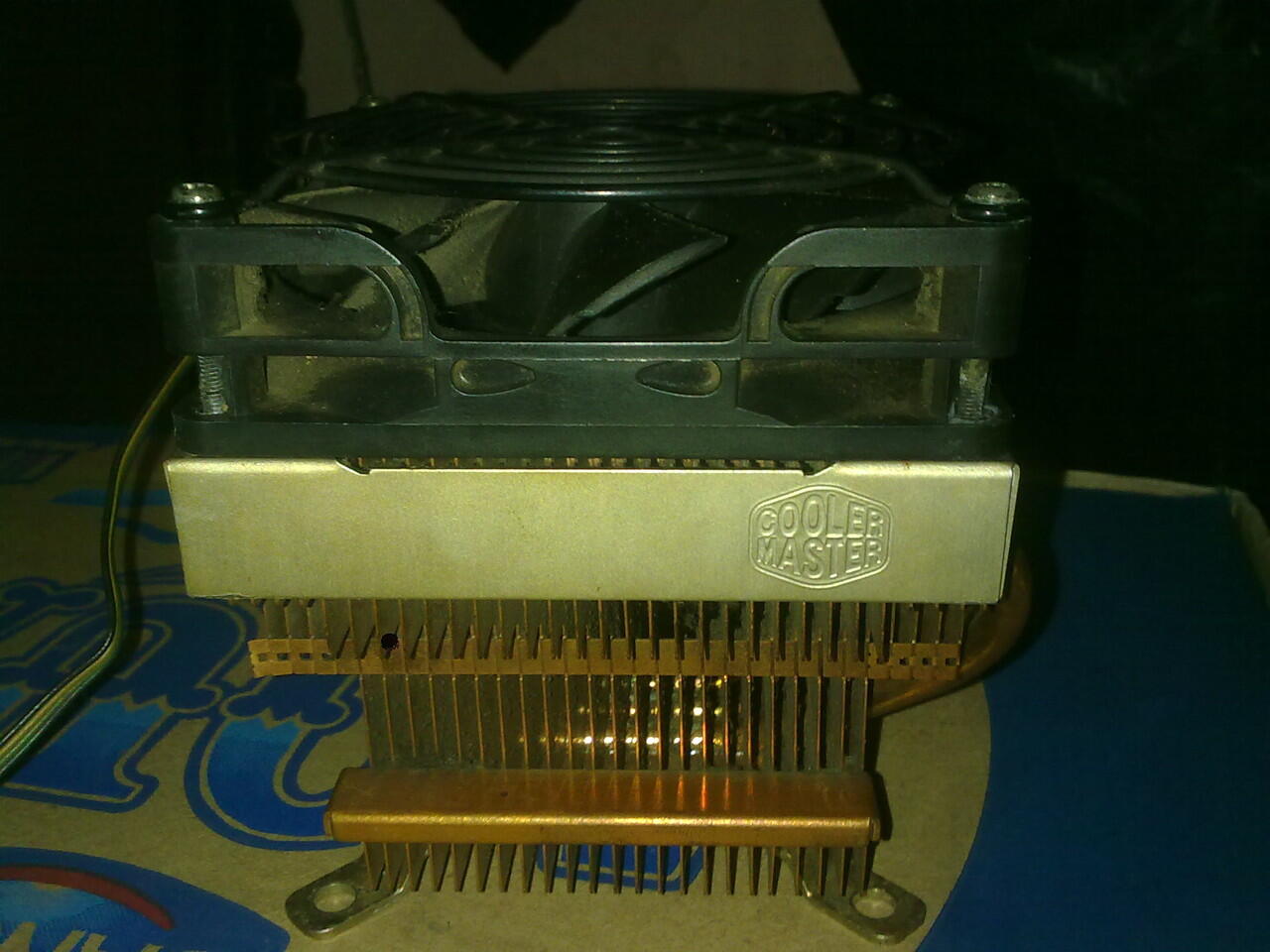 JUAL PENTIUM 4 - 520 2.88 GHZ + HEATSINK + KIPAS COOLER MASTER BONUS MOBO GIGABYTE