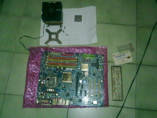 JUAL PENTIUM 4 - 520 2.88 GHZ + HEATSINK + KIPAS COOLER MASTER BONUS MOBO GIGABYTE