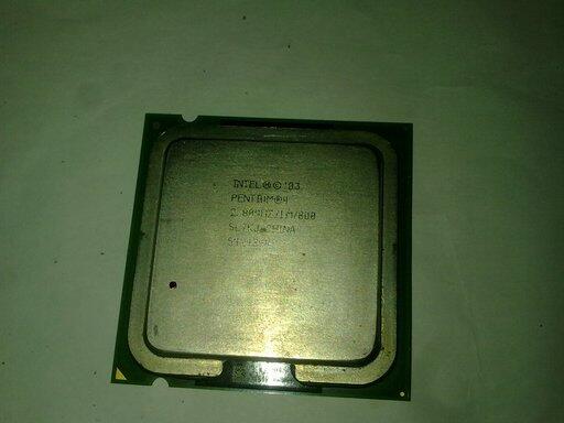 JUAL PENTIUM 4 - 520 2.88 GHZ + HEATSINK + KIPAS COOLER MASTER BONUS MOBO GIGABYTE