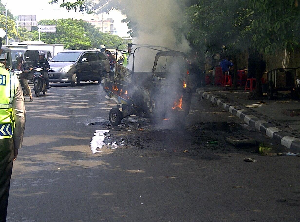 BAJAJ KEBAKAR