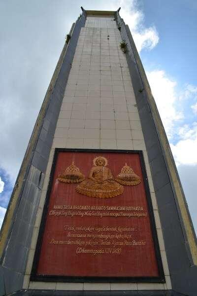Indahnya Toleransi Beragama di Bukit Kasih Kanonang