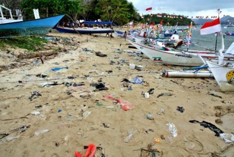 Laporan Bohong Agung Laksono di Puncak Sail Komodo 