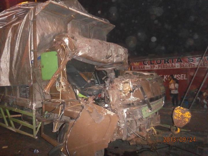 Kecelakaan Karambol di Pasar Babadan - Semarang