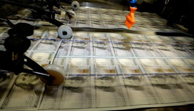 Penampakan Uang 100 dolar Amerika yang baru