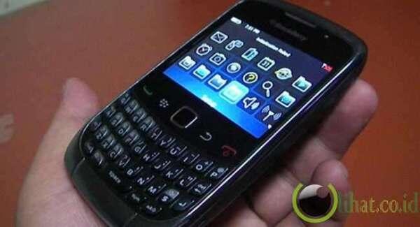 14 Desain Ponsel BlackBerry dari Masa ke Masa
