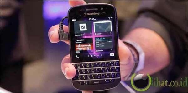 14 Desain Ponsel BlackBerry dari Masa ke Masa