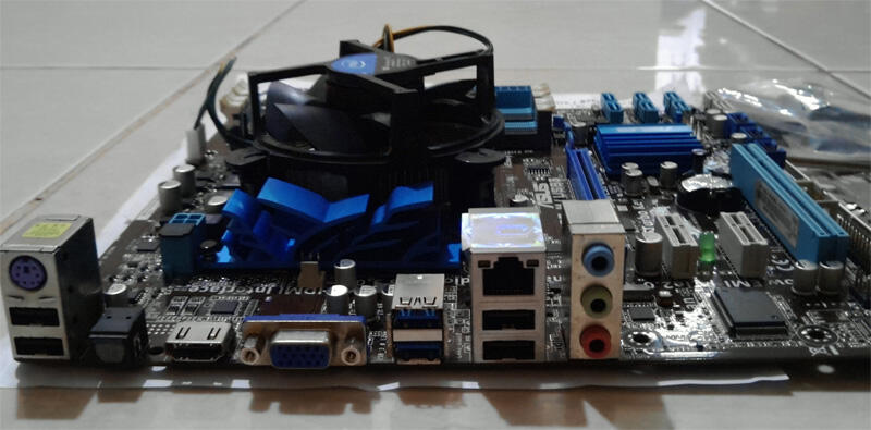 i7 - 870 2.9GHz + Mobo Asus P7H55-M/USB 3
