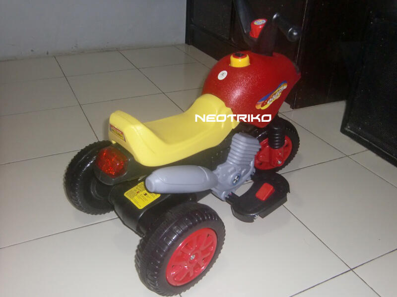 Terjual sepeda motor trail mainan anak pake baterai Aki