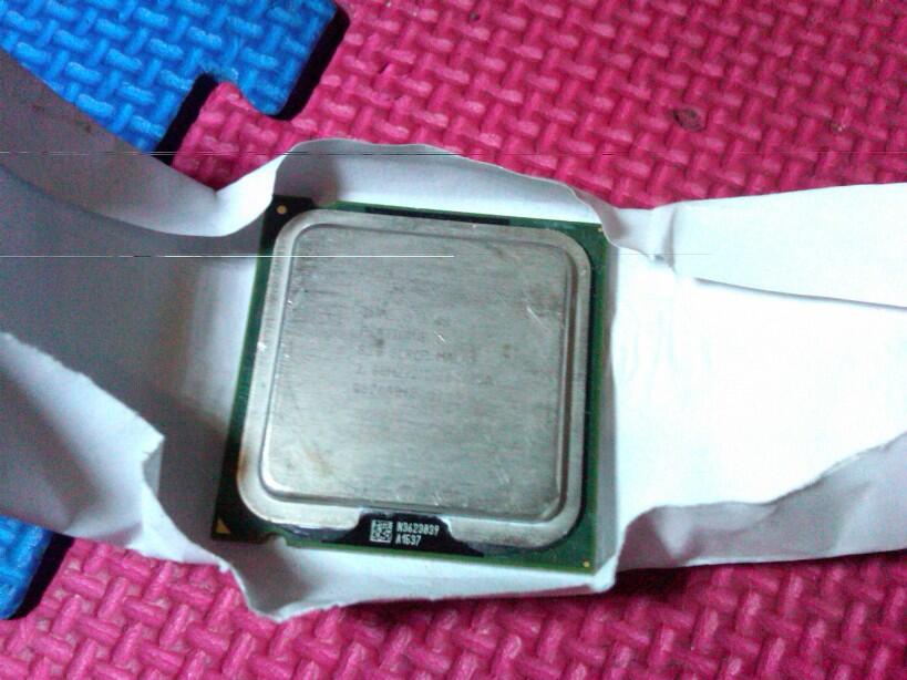 WTS/DIJUAL PROCESOR INTEL DUALCORE SERI AWAL. PENT D820