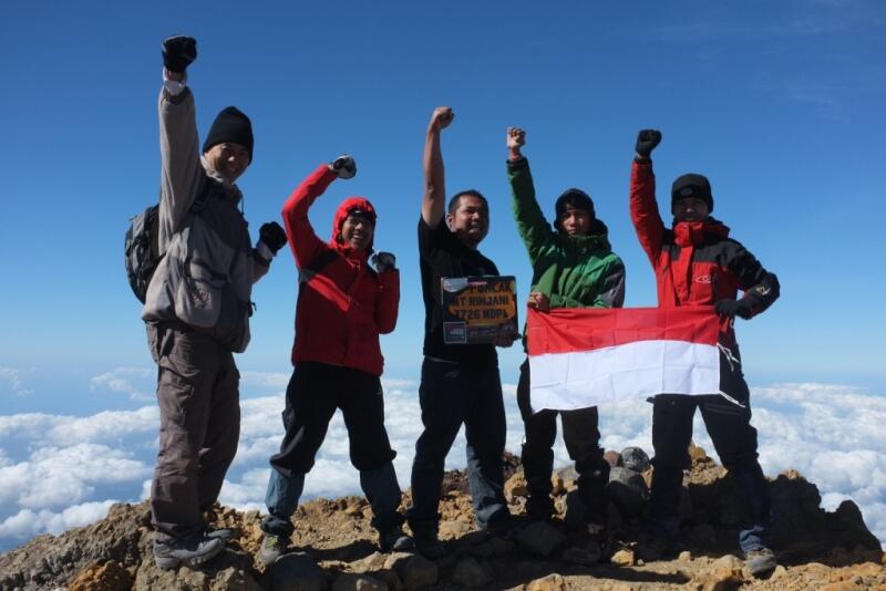 Indahnya Gunung Rinjani ( Aku Cinta Indonesia )