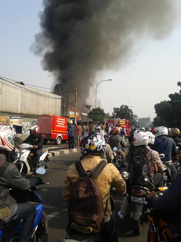 Update Gan Pict Kebakaran di Daerah Pasar Minggu
