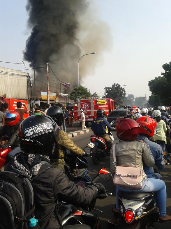 Update Gan Pict Kebakaran di Daerah Pasar Minggu