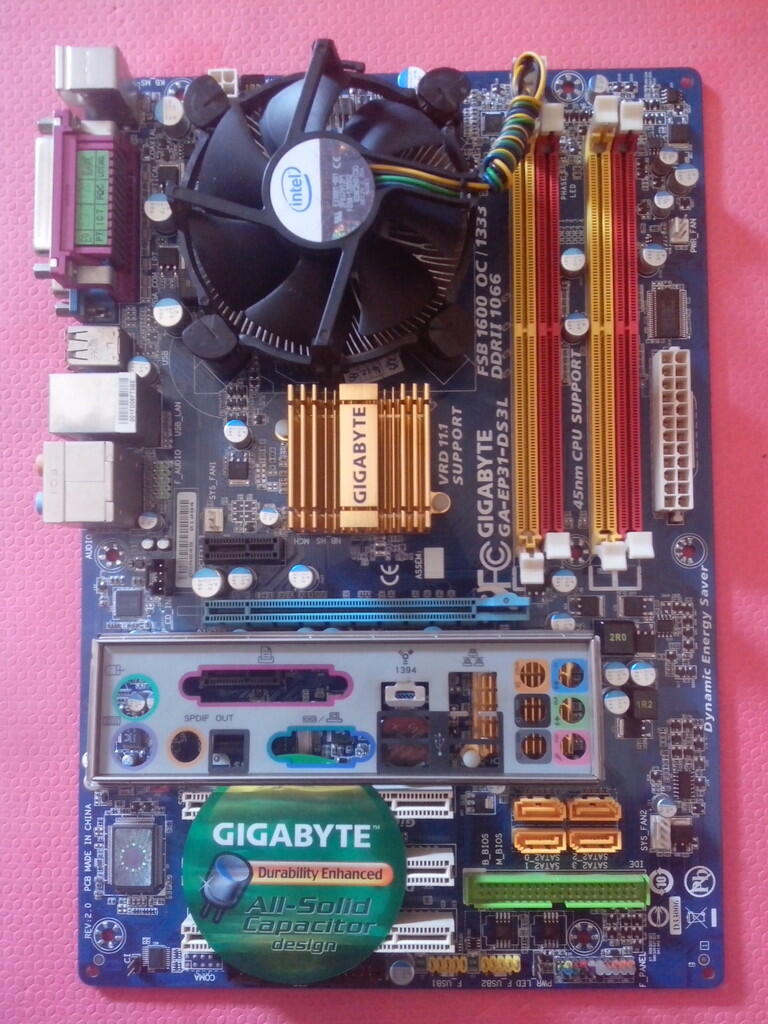 MB GIGABYTE GA-EP31-DS3L + C2Q 6600 + FAN