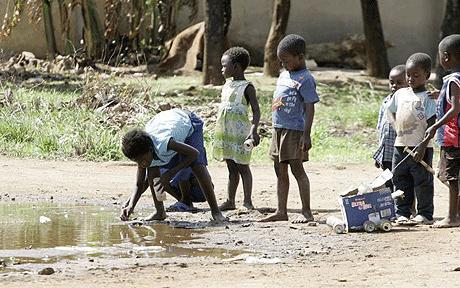 Kehidupan di zimbabwe sangat memprihatinkan, gan !