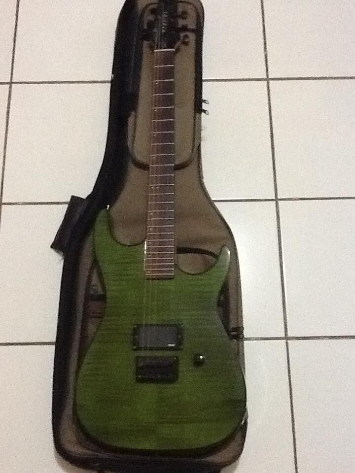 Godin Redline 1 gitar listrik