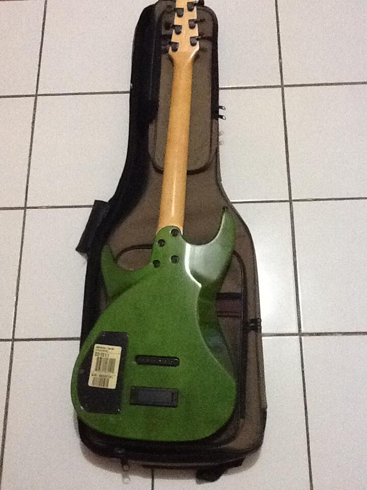 Godin Redline 1 gitar listrik