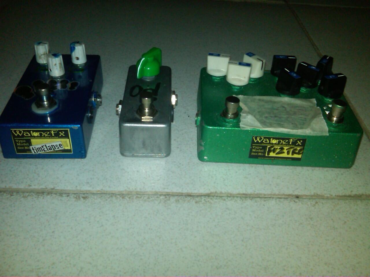 Gitaris BU pensiun jual PAKET ada case,pedal fx gtr dll..ada fx synthbass jg