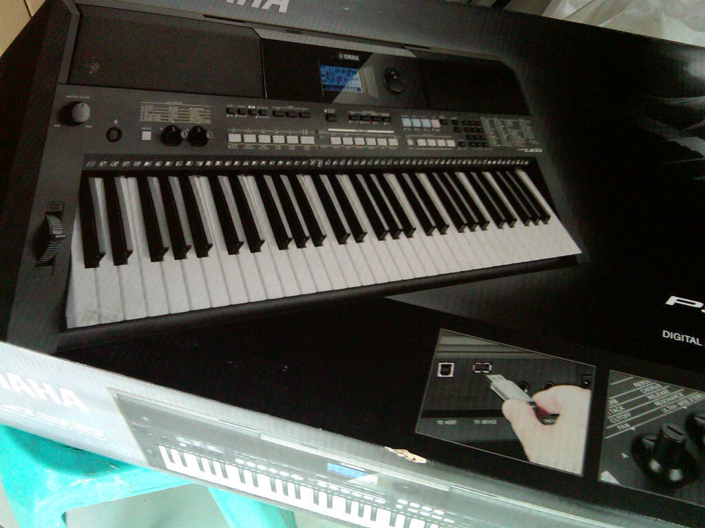 Yamaha Keyboard PSR-E433