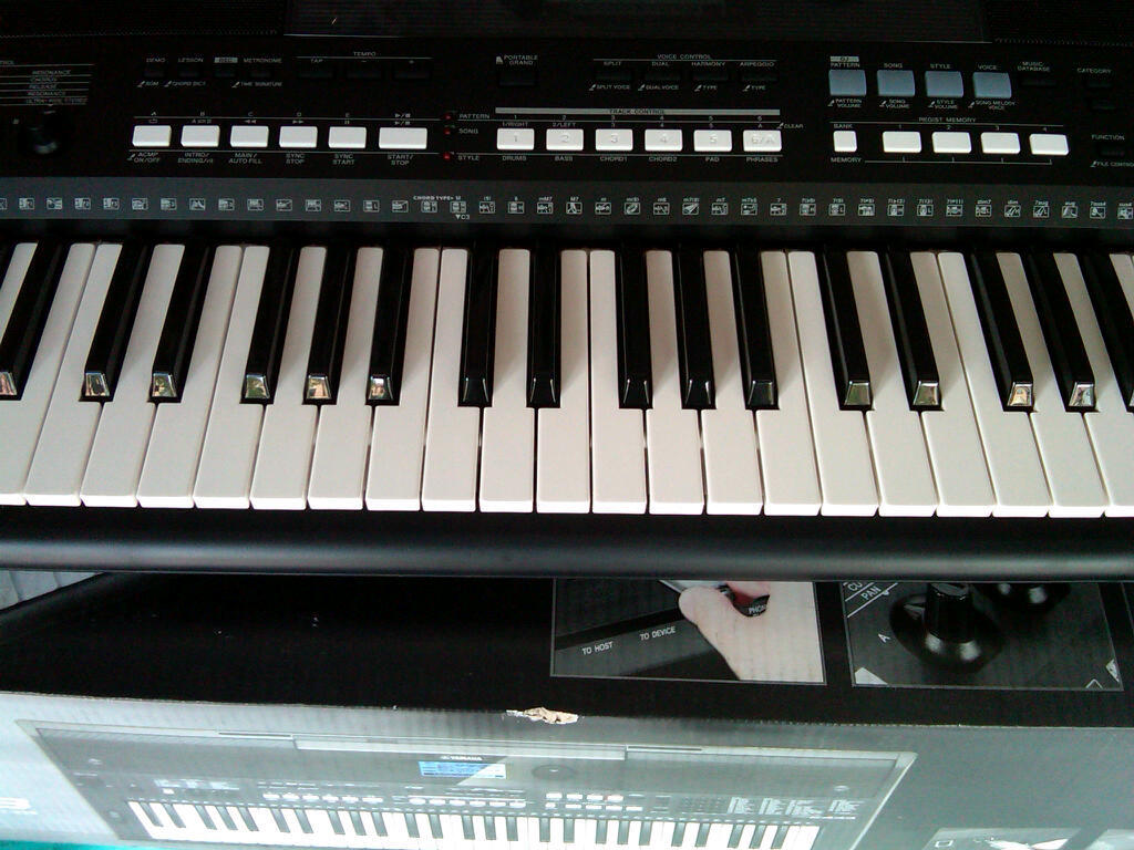 Yamaha Keyboard PSR-E433