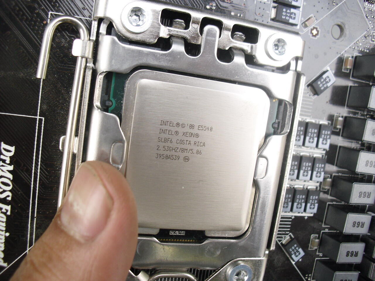 TRIT GABUNGAN AJA Z68, X58, AM3, 5850TFII, GTX460 CYCLONE, GTX465 DLL