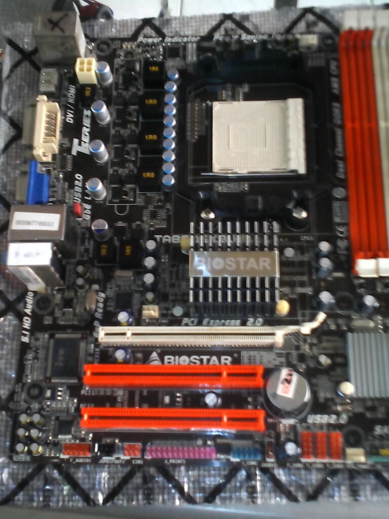 BIOSTAR TA890GXE TEWAS BATNGN BDUNG