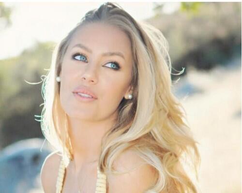 (Addict) Nicole Aniston Pict