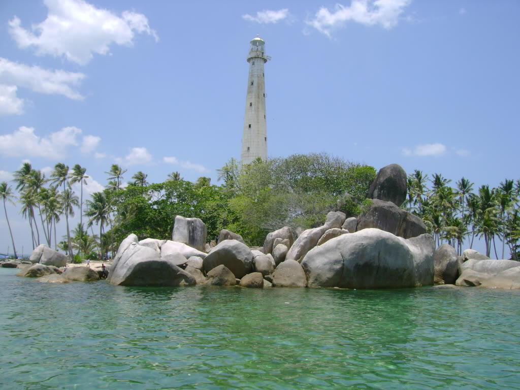 Wisata Belitung: Menyelami Surga para Laskar Pelangi