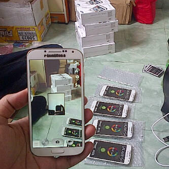 DISTRIBUTOR Hp Replika SAMSUNG,IPHONE 5,dll Termurah terpercaya. Recsell