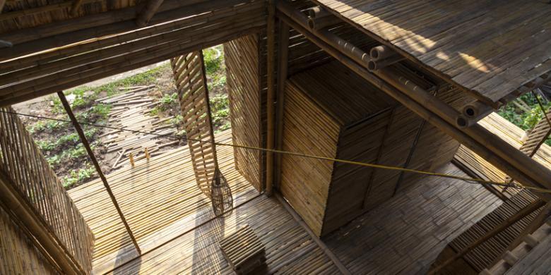Rumah Bambu yang hangat dan Tahan Banjir