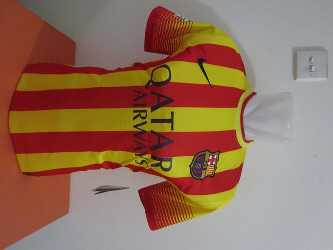 Lelang Murah Meriah Jersey Grade Ori Musim ini 2013/2014 ga masuk nyesel OB Rp.75.000