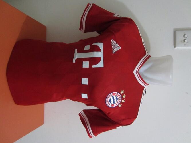 Lelang Murah Meriah Jersey Grade Ori Musim ini 2013/2014 ga masuk nyesel OB Rp.75.000