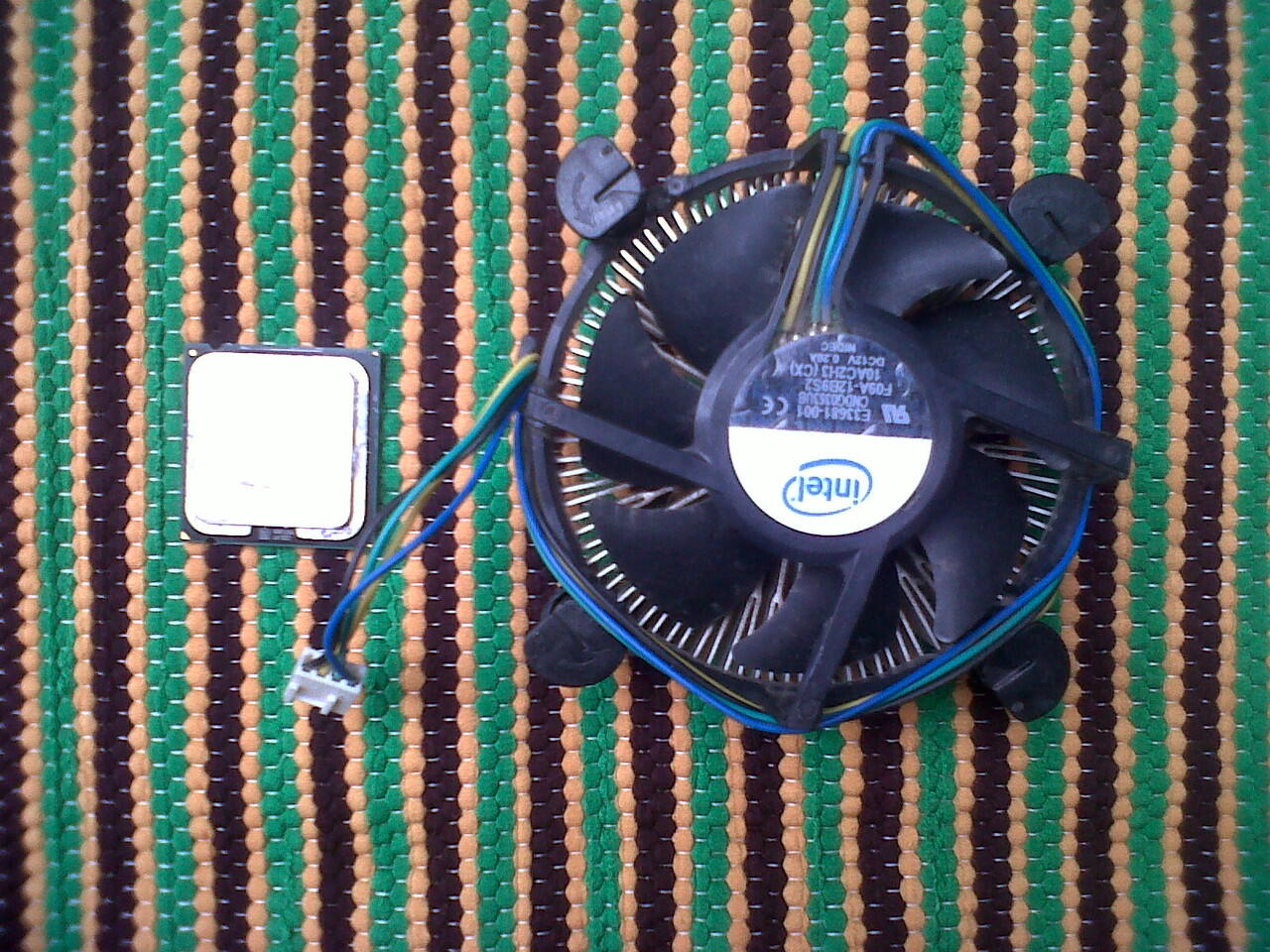 PROC CORE 2 QUAD Q9300 (Depok)
