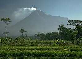 10 Gunung Berapi Paling Berbahaya di Dunia