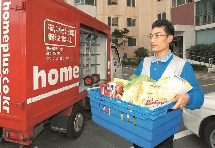 Tesco Virtual Supermarket, Cara Unik Berbelanja di Korea Selatan