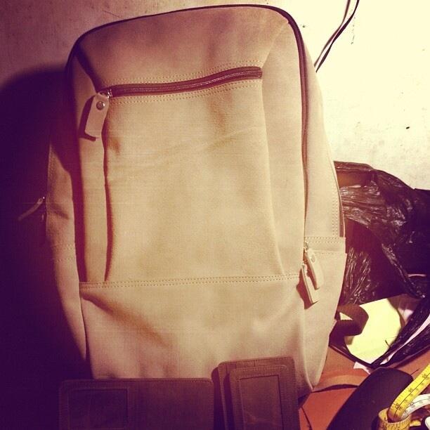 Vendor Pengrajin Kulit Andynapit (agenda,ID card,belt,bag,wallet,lanyard,etc) Bandung