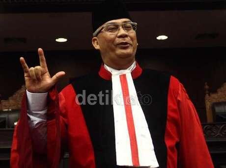 KPK tangkap Pejabat Setingkat Menteri, Siapa nih ?