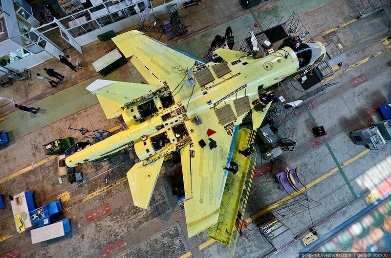 Pabrik Pesawat Sukhoi di Novosibirks Russie