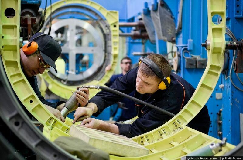 Pabrik Pesawat Sukhoi di Novosibirks Russie