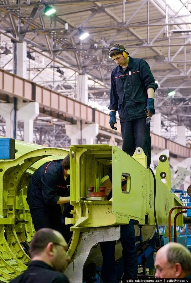 Pabrik Pesawat Sukhoi di Novosibirks Russie