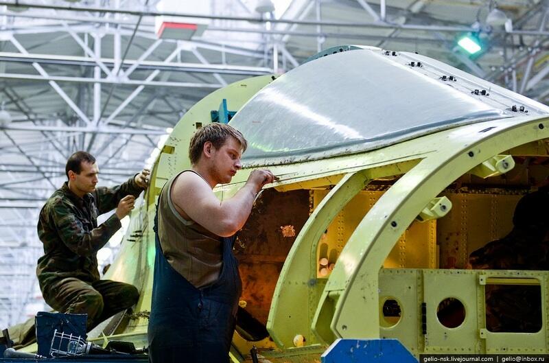 Pabrik Pesawat Sukhoi di Novosibirks Russie