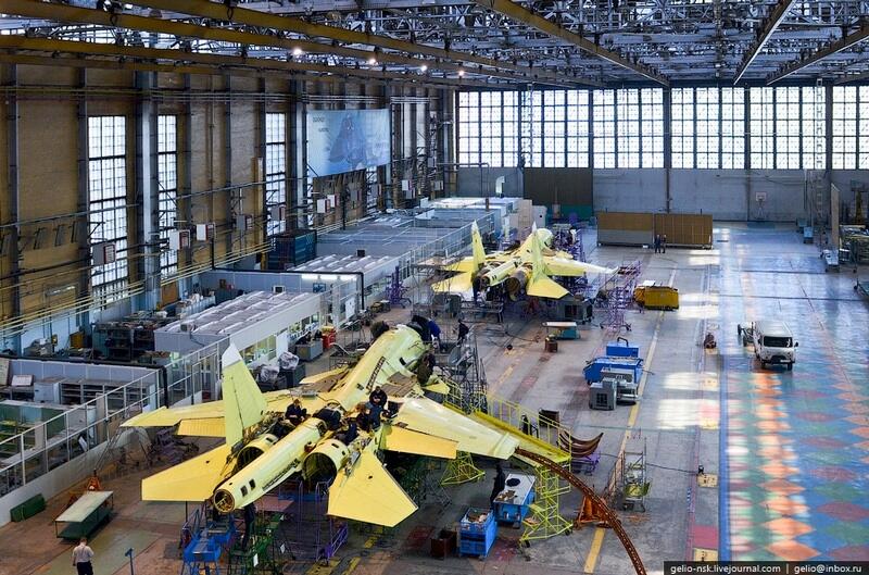 Pabrik Pesawat Sukhoi di Novosibirks Russie