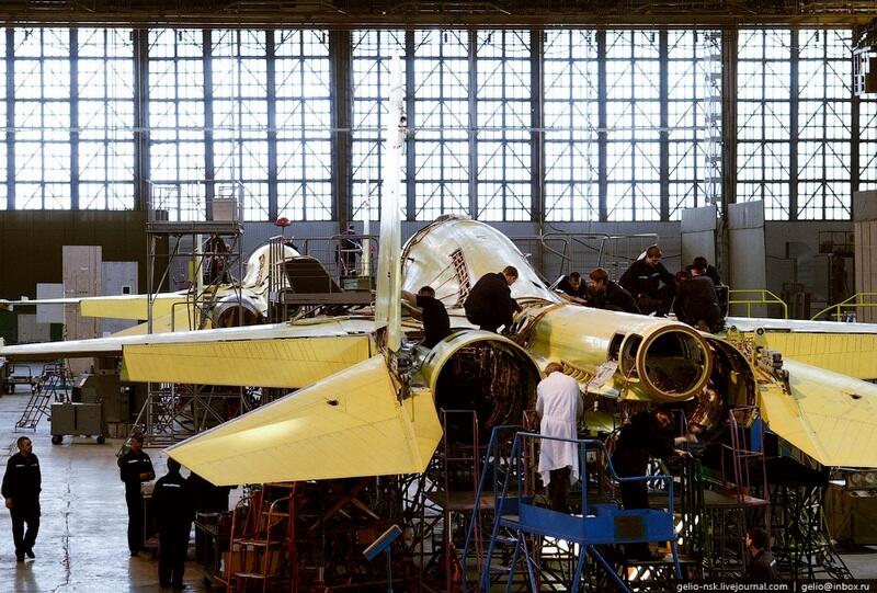 Pabrik Pesawat Sukhoi di Novosibirks Russie