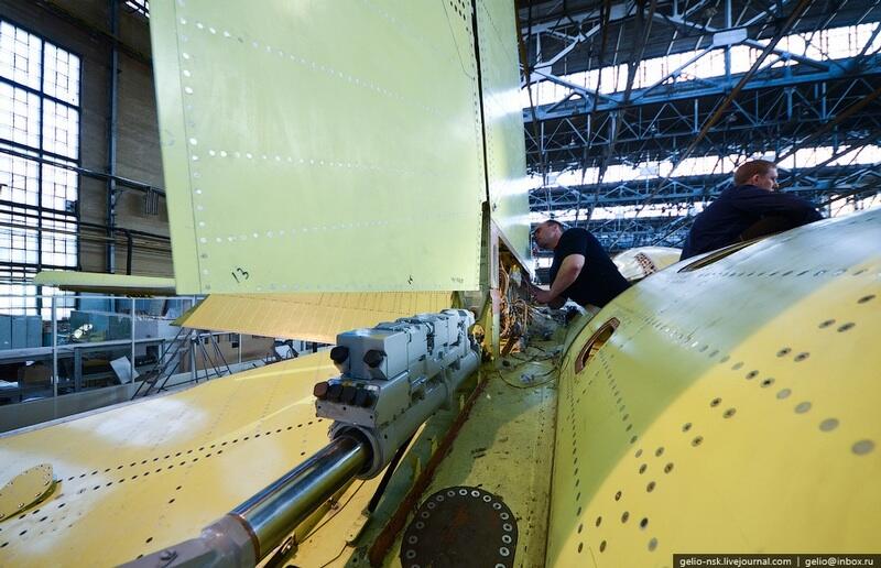 Pabrik Pesawat Sukhoi di Novosibirks Russie