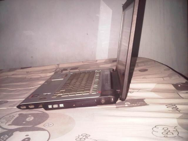 2ND Leptop TOSHIBA SATELITE A205