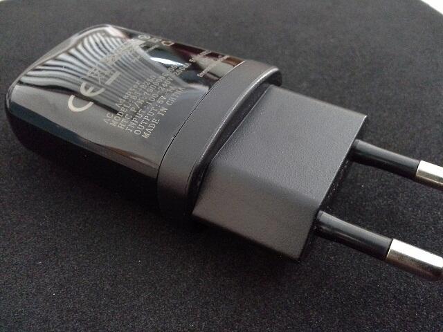 Original Charger HTC + USC Cable **bukan barang KW**